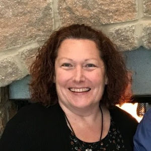 Meet your Posher, Debbie